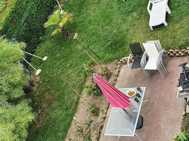 Aamiaismajoitus (B&B) Joyeux Reveil