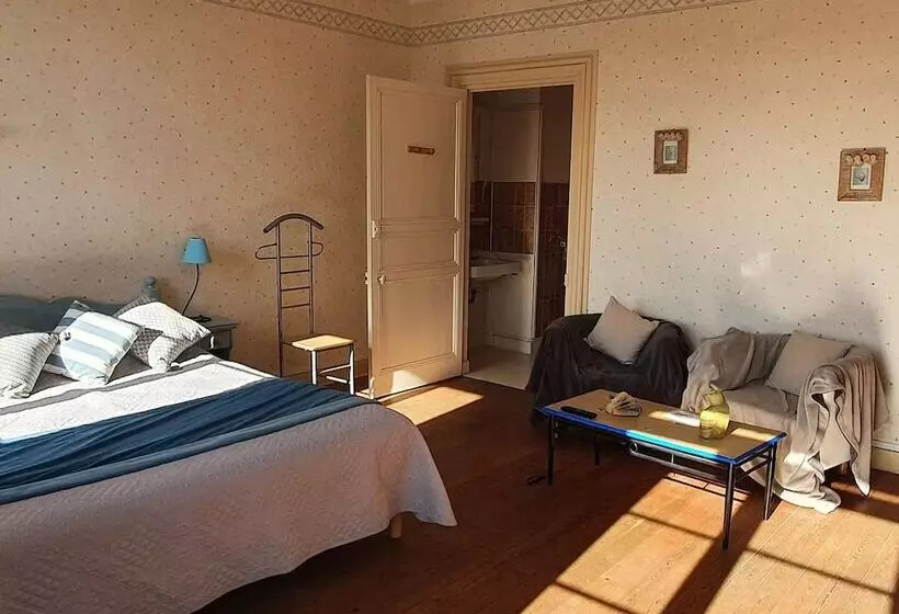 Aamiaismajoitus (B&B) Joyeux Reveil