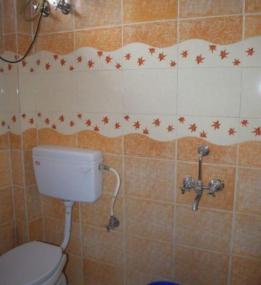 Отель Hare Rama