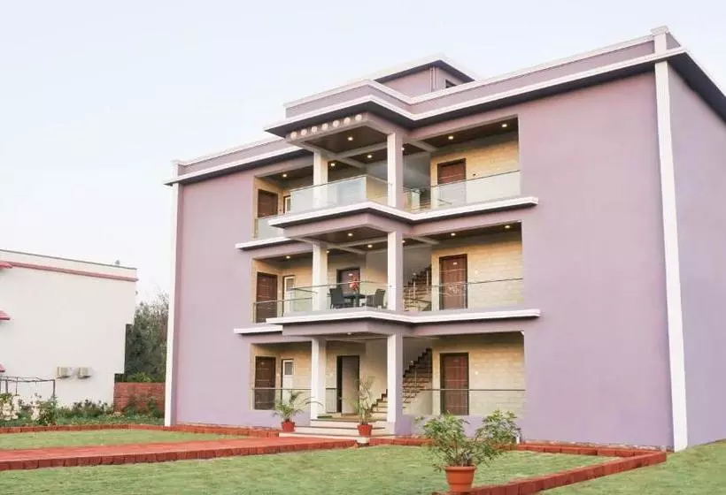 ホテル Treebo Trend Prince Palace