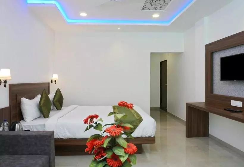 ホテル Treebo Trend Prince Palace