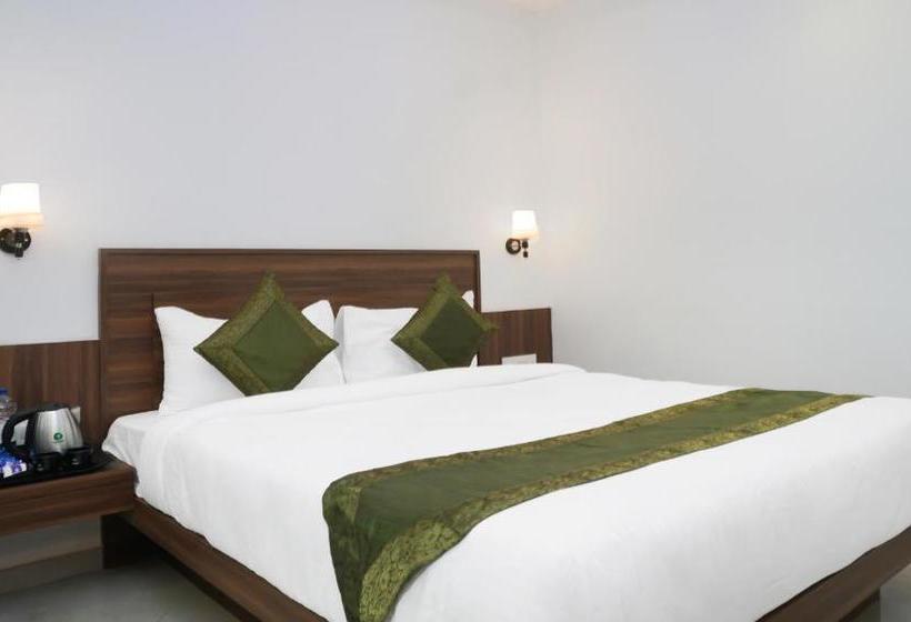 בית מלון כפרי Treebo Trend Prince Palace