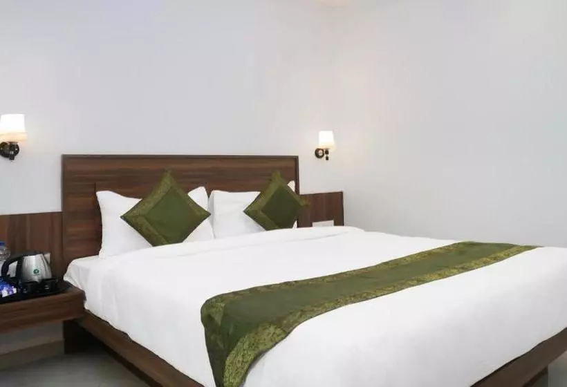 ホテル Treebo Trend Prince Palace