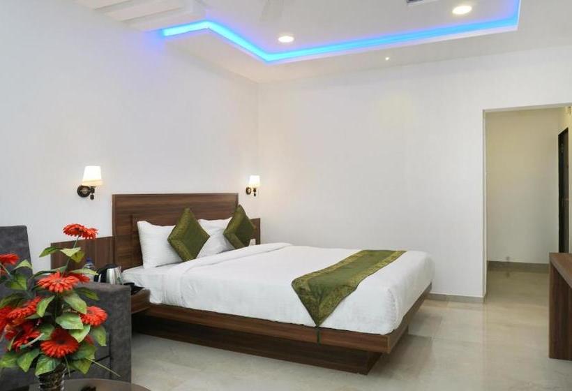 בית מלון כפרי Treebo Trend Prince Palace