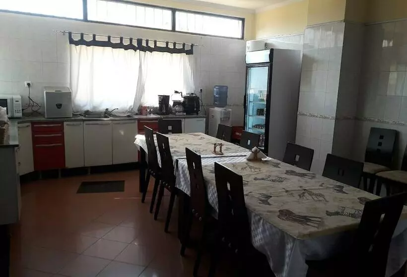 پانسیون Best Morro Bento City Guest House
