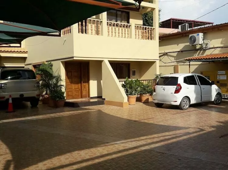 پانسیون Best Morro Bento City Guest House