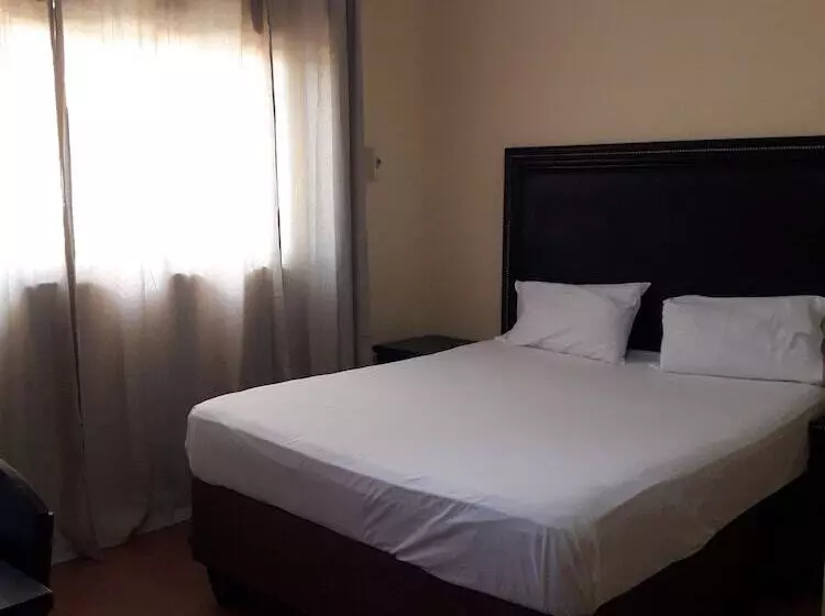 پانسیون Best Morro Bento City Guest House