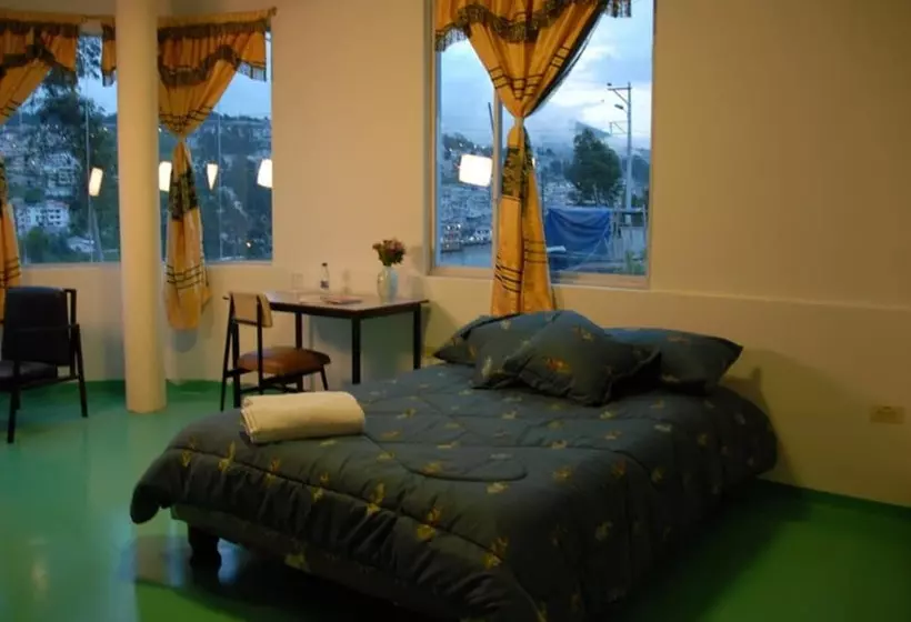 Majatalo Quito Condor Hostal