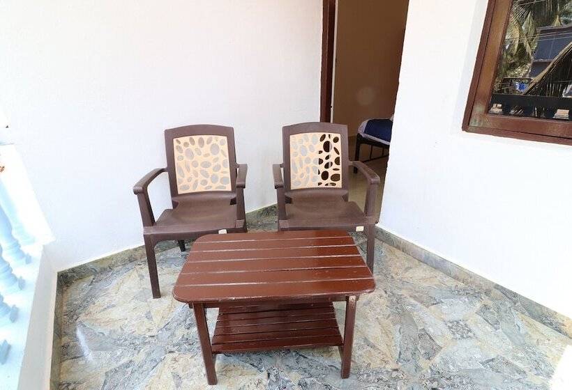 פנסיון Elvins Place By Amm