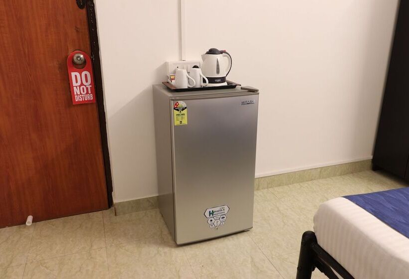 פנסיון Elvins Place By Amm