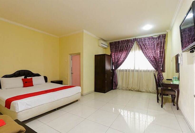 ペンション Reddoorz Near Pantai Padang