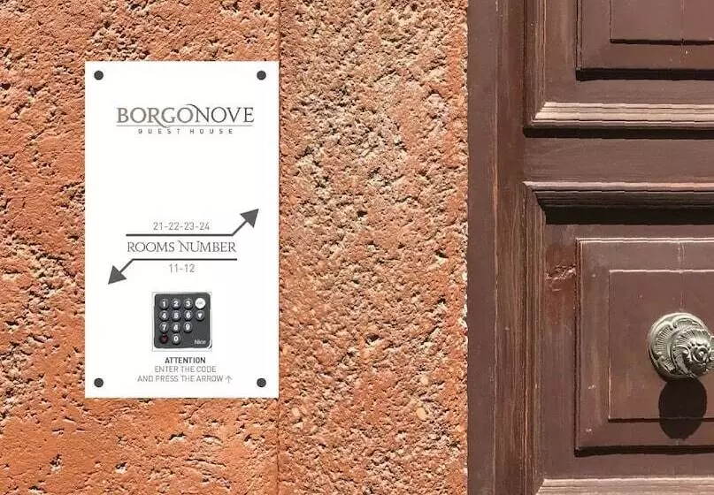 تختخواب و صبحانه Borgonove