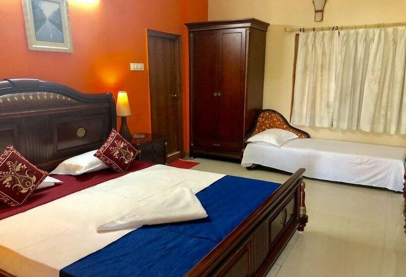 Fabhotel New Blue Homes