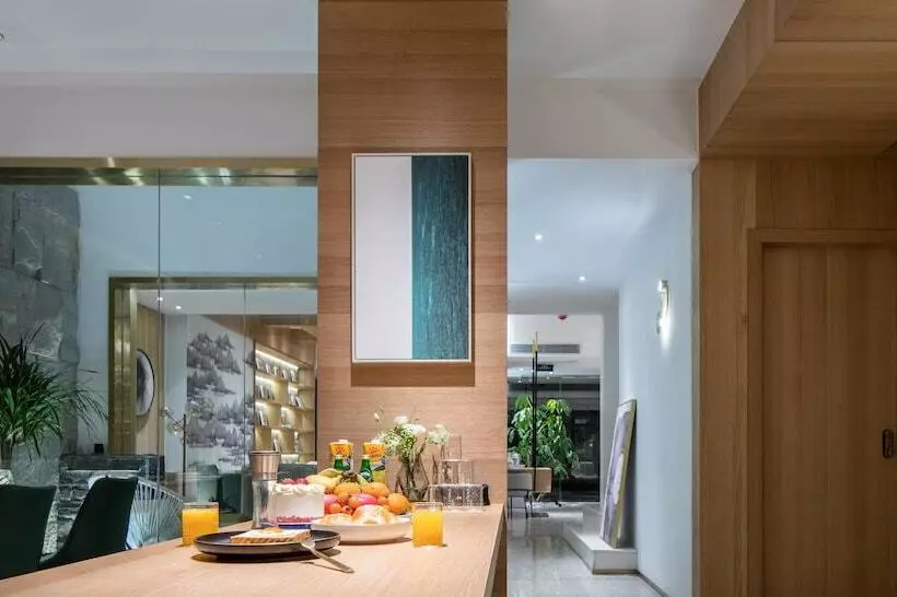 Guilin Bonjour Boutique Hotel  Free Pick Up Service Over 3 Nights