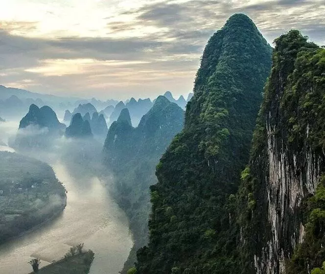 Guilin Bonjour Boutique Hotel  Free Pick Up Service Over 3 Nights