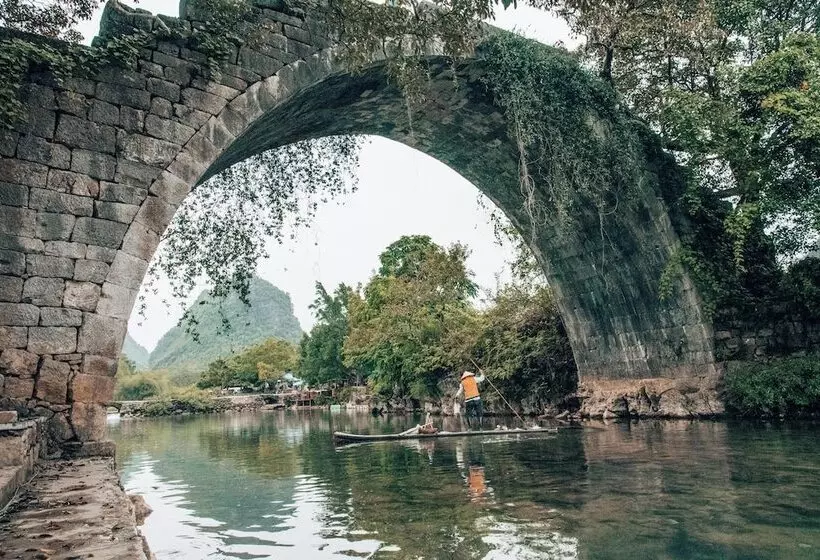 Guilin Bonjour Boutique Hotel  Free Pick Up Service Over 3 Nights