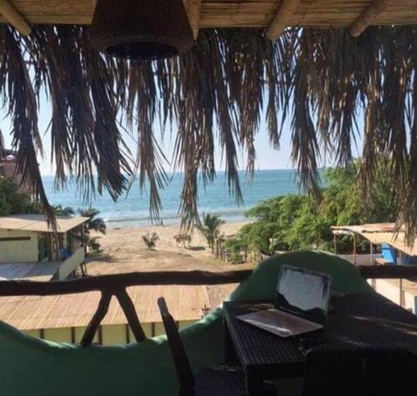 ホテル La Tablita