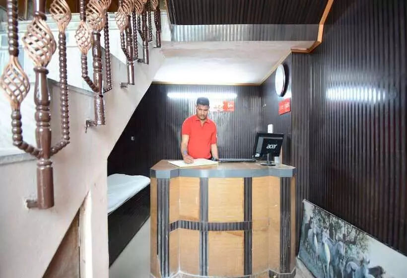 Oyo 30358 Hotel Asia Palace