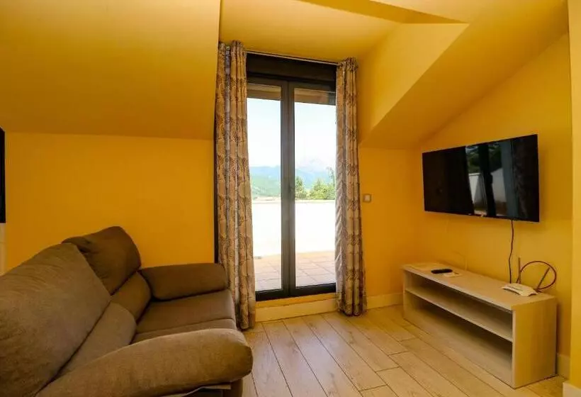 Apartamentos El Retiro De Avellaneda By Retirorural