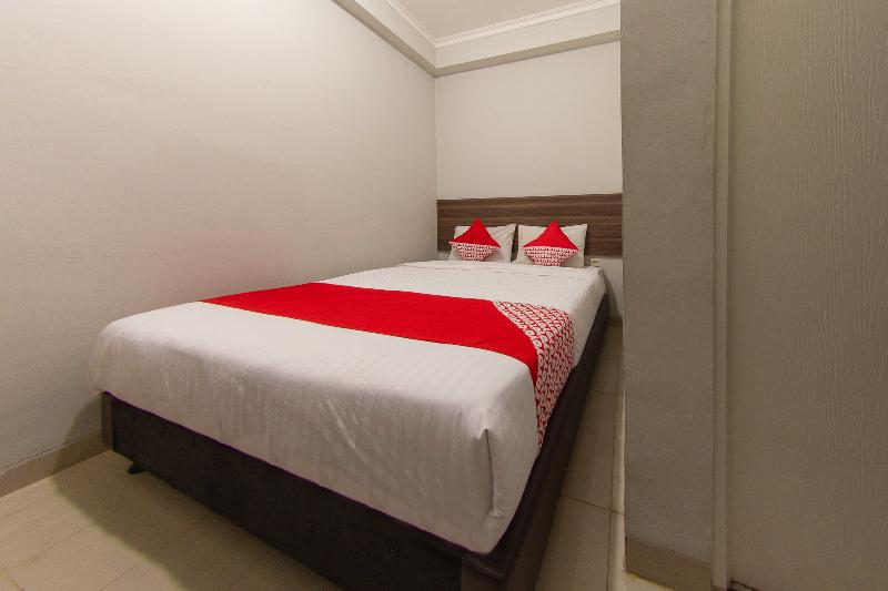 Hotel Oyo 657 Elite Residence 71