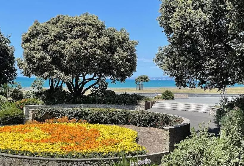 Swiss Belhotel Napier