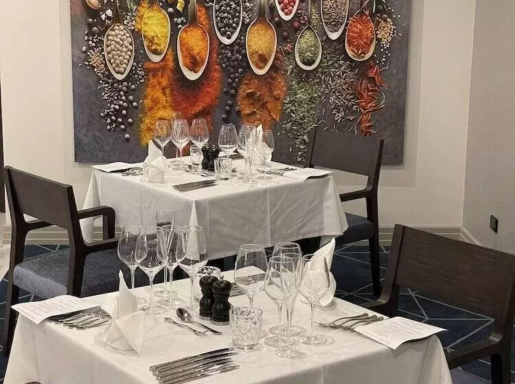 Swiss Belhotel Napier