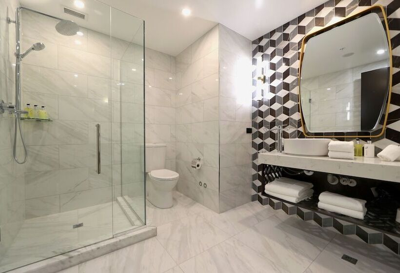 Swiss Belhotel Napier