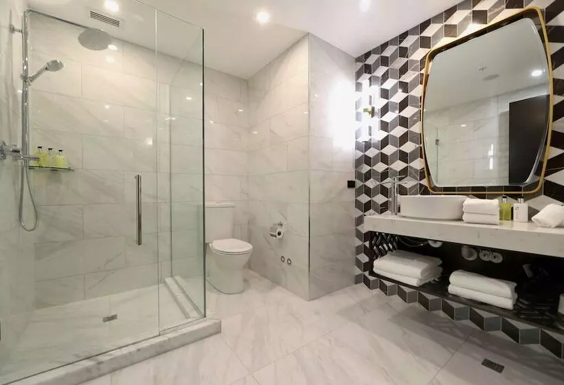 Swiss Belhotel Napier