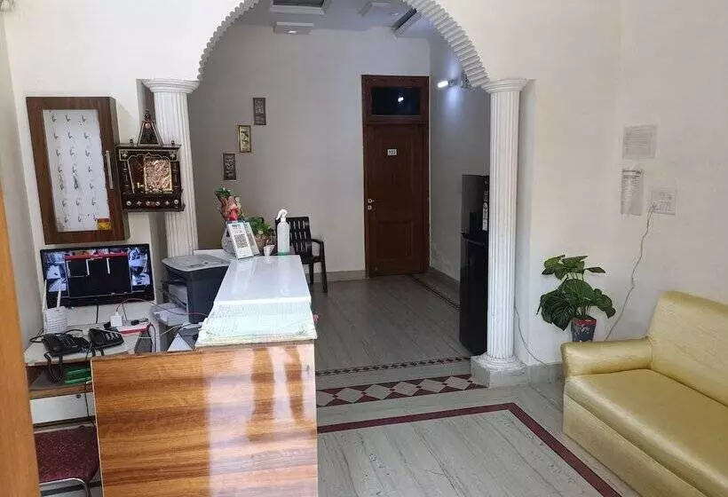 ペンション Winsome Residency