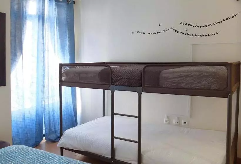 هاستل Family House