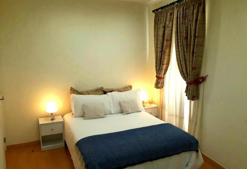 فندق صغير Family House