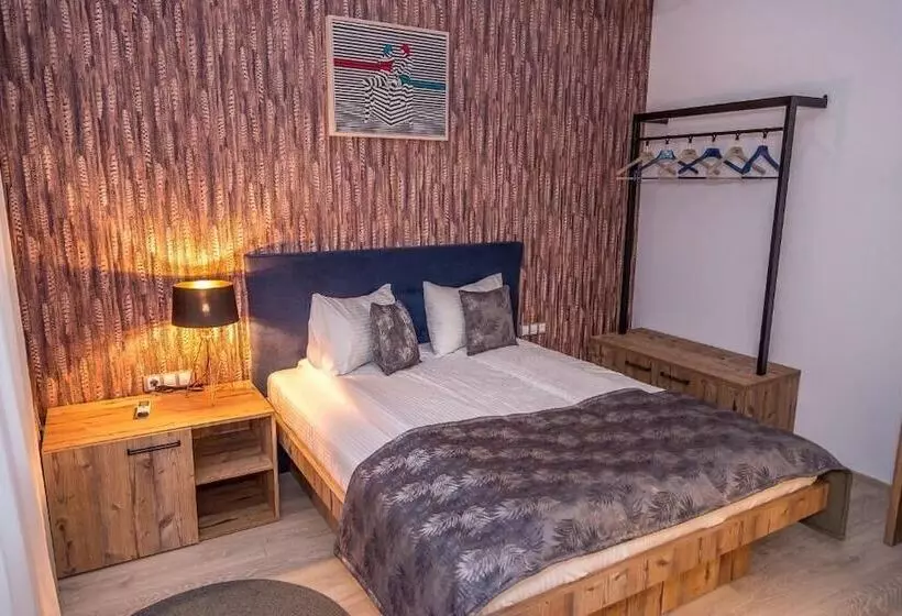 ホテル Art