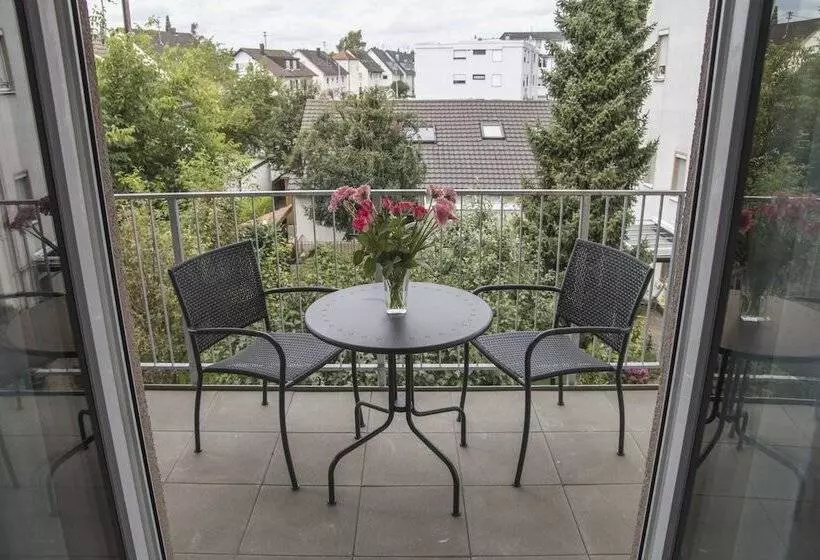 Hayta Hotel Stuttgart Airport Messe