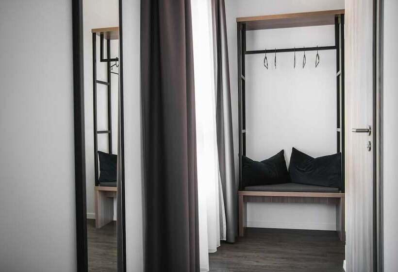 Hayta Hotel Stuttgart Airport Messe