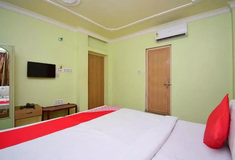 Hotelli Oyo 30891 Kingstar Resort