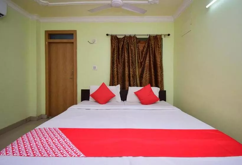 Hotelli Oyo 30891 Kingstar Resort