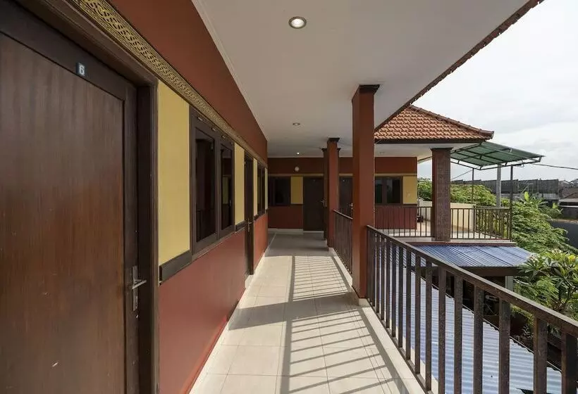 ホテル Oyo 636 Apartmen Kak Okoh