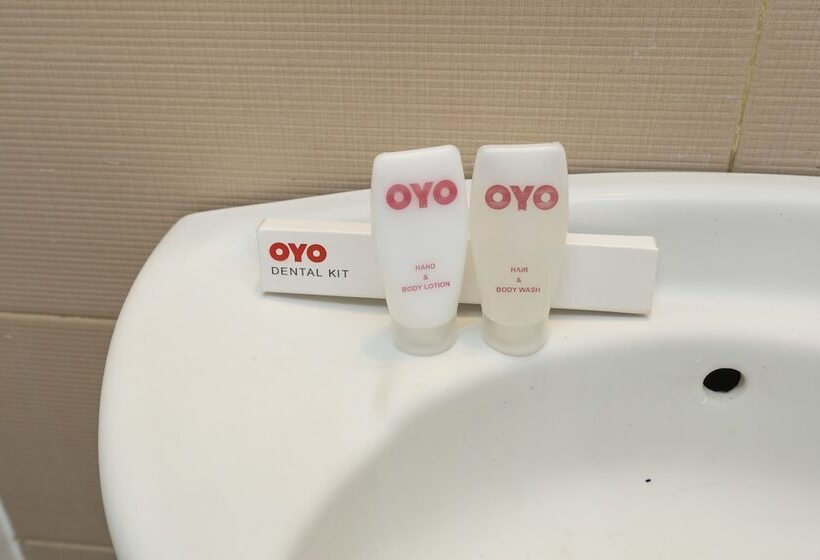 Отель Oyo 636 Apartmen Kak Okoh