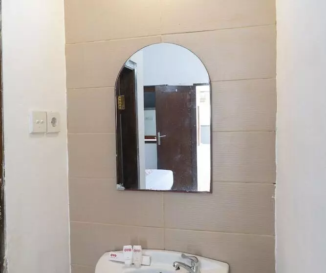 ホテル Oyo 636 Apartmen Kak Okoh