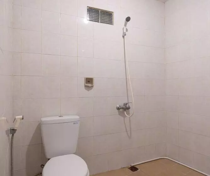ホテル Oyo 636 Apartmen Kak Okoh