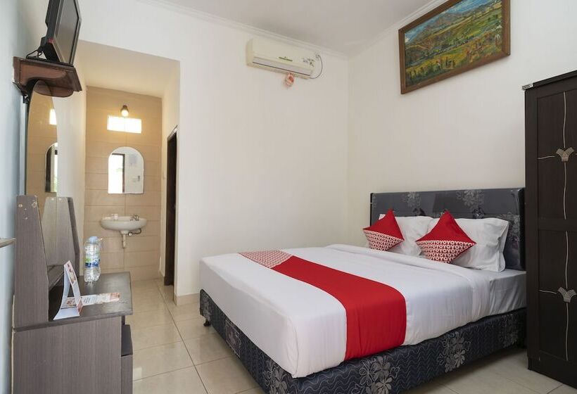 Отель Oyo 636 Apartmen Kak Okoh