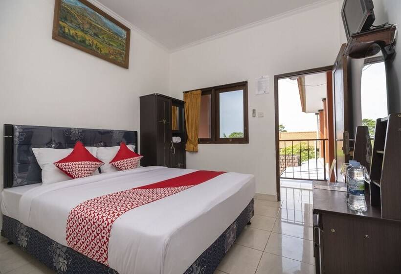 Отель Oyo 636 Apartmen Kak Okoh