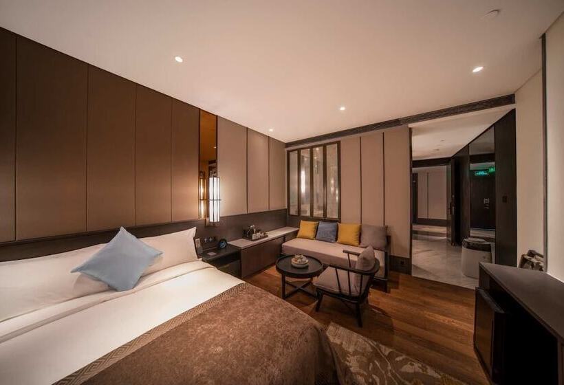 בית מלון כפרי Pury