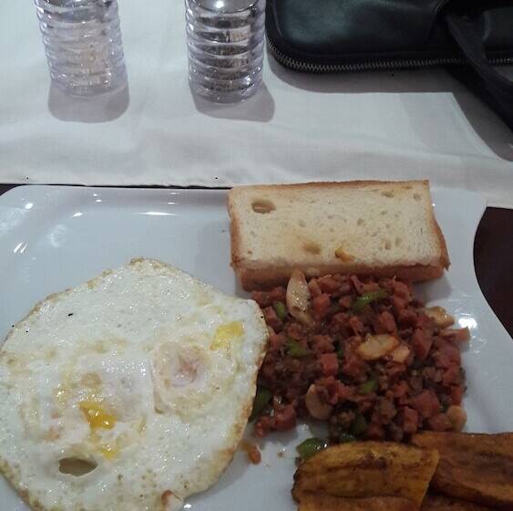 هتل Regent Palace