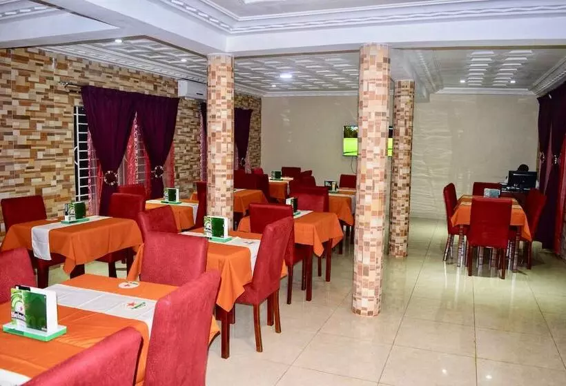 هتل Regent Palace