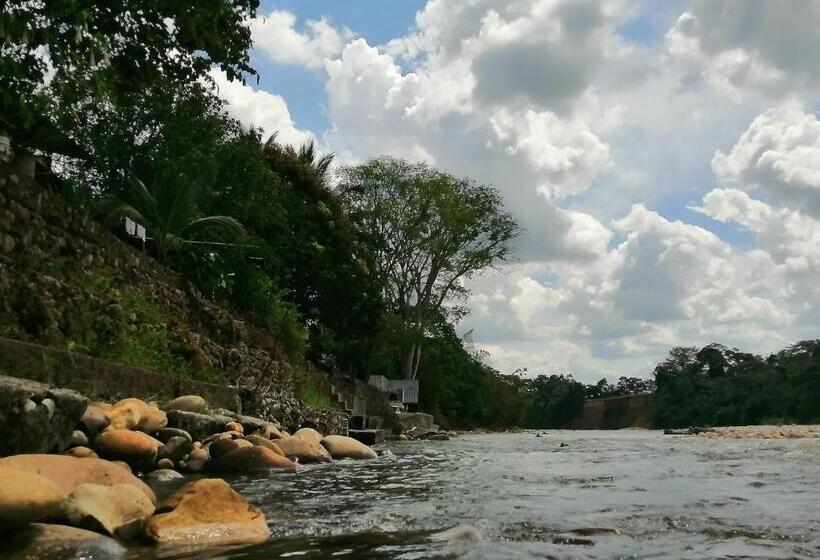 בית מלון כפרי Rio Humadea