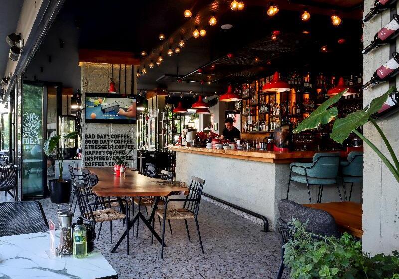 هتل Comfort Suites