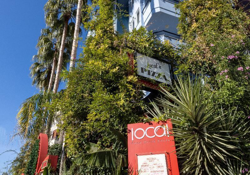 هتل Comfort Suites