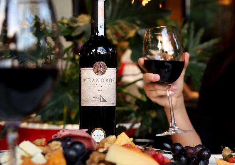 هتل Comfort Suites