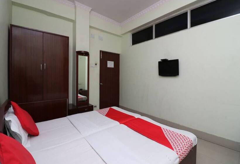 בית מלון כפרי Oyo 27644 Cozycom